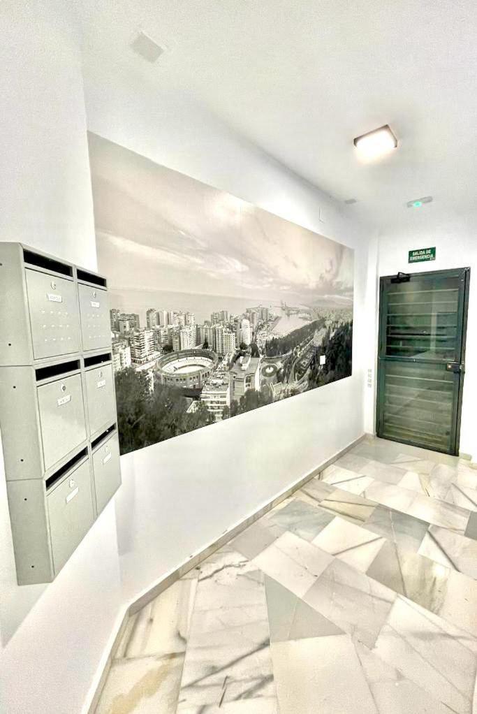 Апартаменты Historical Centre! Private Terrace & Gym-Near Public Parking Малага Экстерьер фото
