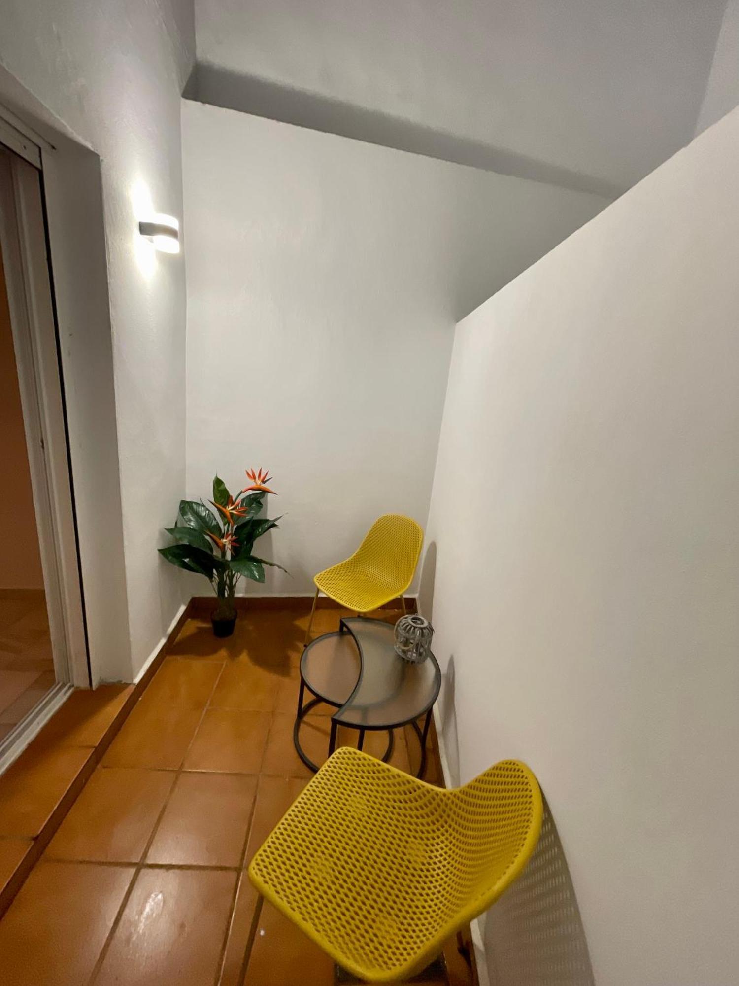 Апартаменты Historical Centre! Private Terrace & Gym-Near Public Parking Малага Экстерьер фото